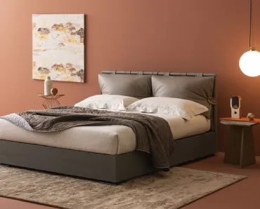 Letto con box contenitore Dual Legno con testiera in pelle di Oggioni