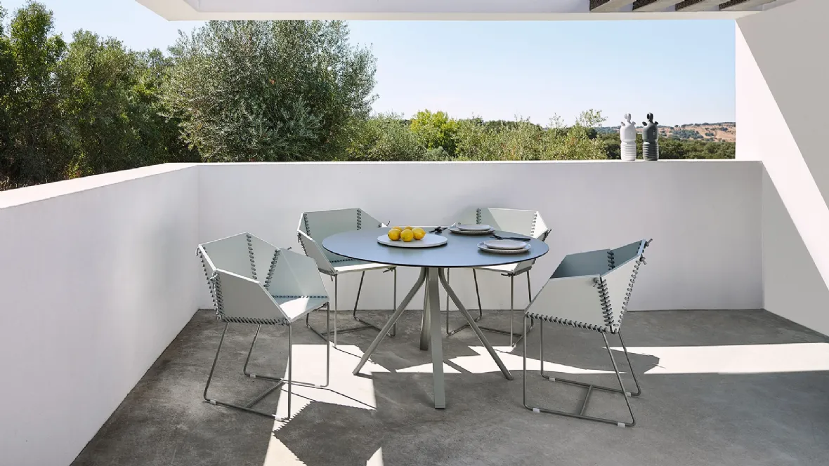 Sedia Textile Dining armchair in polietilene di Gandia Blasco